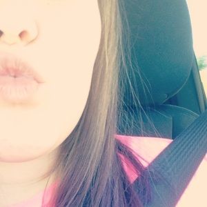 Meet your Posher, Abigail